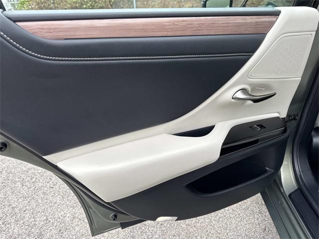 used 2025 Lexus ES 350 car, priced at $44,995