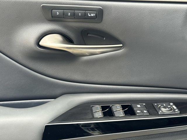 used 2025 Lexus ES 350 car, priced at $45,495