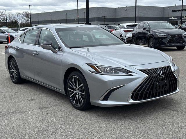 used 2025 Lexus ES 350 car, priced at $45,495
