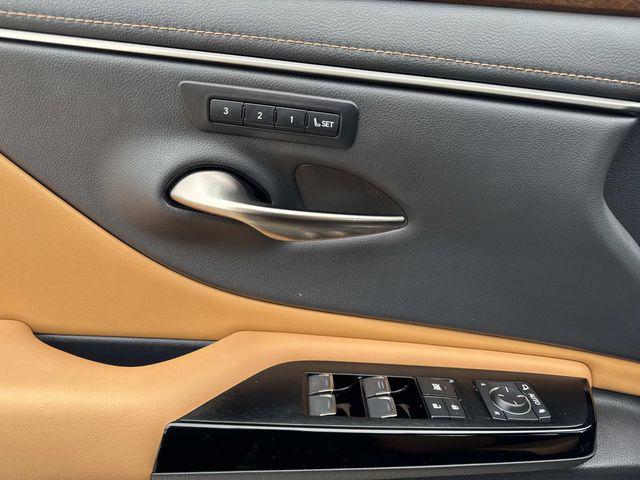 used 2023 Lexus ES 350 car, priced at $39,995
