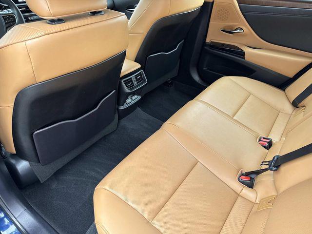 used 2023 Lexus ES 350 car, priced at $39,995