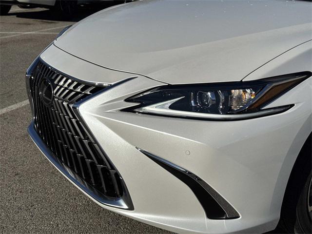 new 2025 Lexus ES 350 car, priced at $47,410