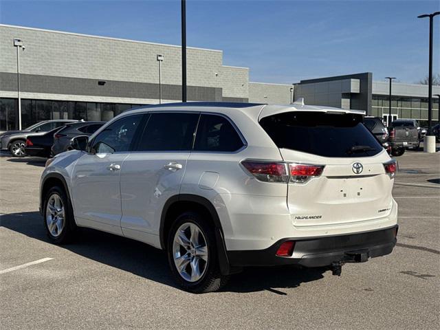 used 2015 Toyota Highlander car, priced at $17,995