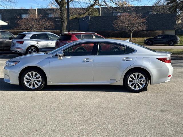 used 2013 Lexus ES 300h car, priced at $19,995
