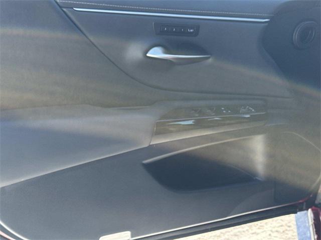 used 2025 Lexus ES 350 car, priced at $49,995