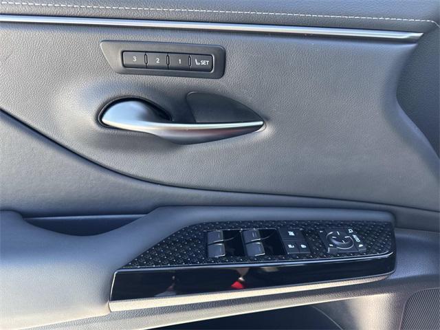 used 2025 Lexus ES 350 car, priced at $49,995