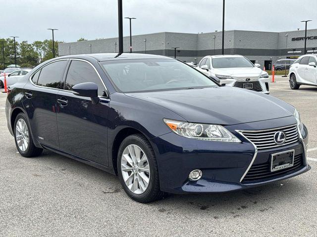 used 2015 Lexus ES 300h car, priced at $17,872