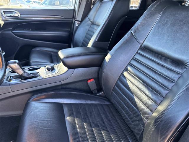 used 2020 Jeep Grand Cherokee car, priced at $25,495