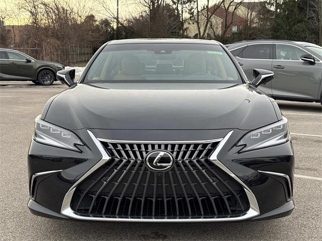 new 2025 Lexus ES 350 car, priced at $55,049