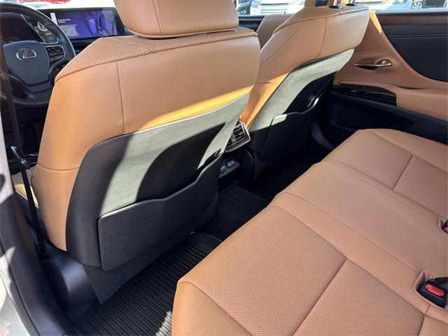 used 2025 Lexus ES 300h car, priced at $44,795