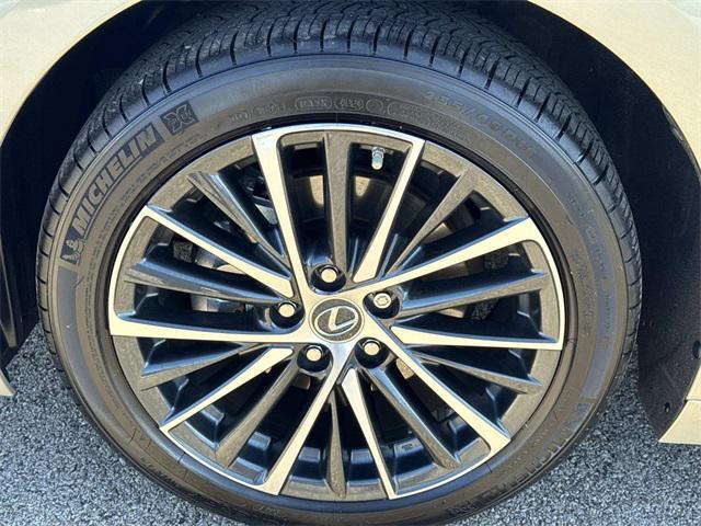 used 2025 Lexus ES 300h car, priced at $44,795