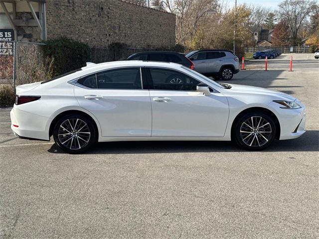 used 2025 Lexus ES 350 car, priced at $43,995