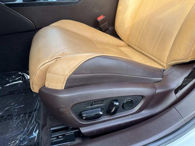 used 2021 Lexus ES 300h car, priced at $36,995