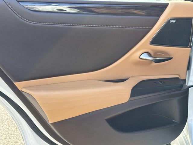 used 2021 Lexus ES 300h car, priced at $36,995