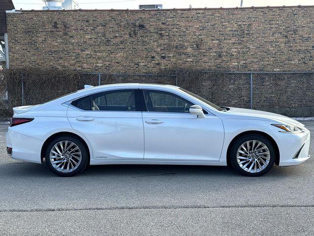 used 2021 Lexus ES 300h car, priced at $36,995