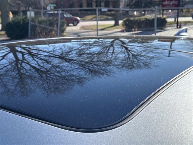 used 2022 Acura RDX car, priced at $33,495