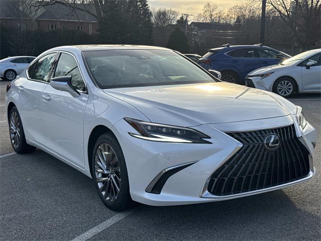 new 2025 Lexus ES 350 car, priced at $53,763