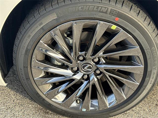 new 2025 Lexus ES 350 car, priced at $53,763