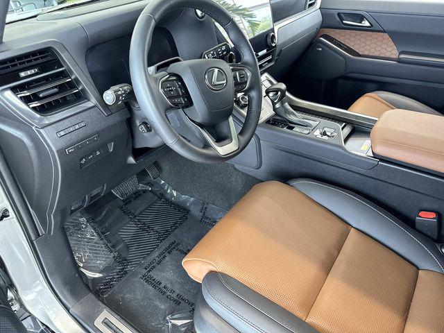 used 2025 Lexus GX 550 car, priced at $87,372