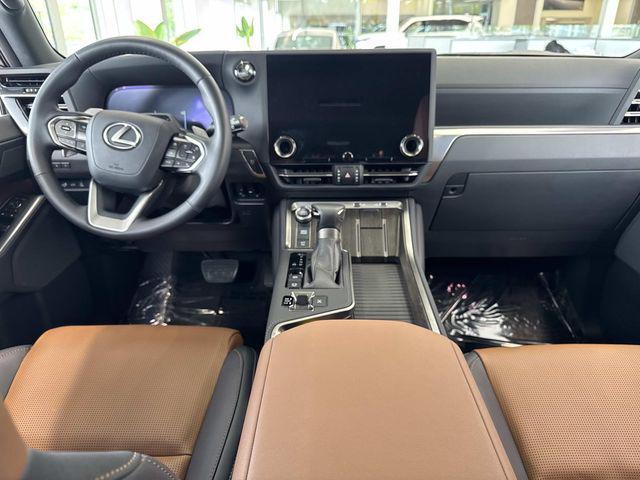 used 2025 Lexus GX 550 car, priced at $87,372