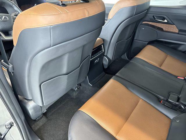 used 2025 Lexus GX 550 car, priced at $87,372