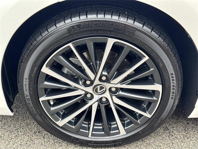 used 2024 Lexus ES 350 car, priced at $43,995