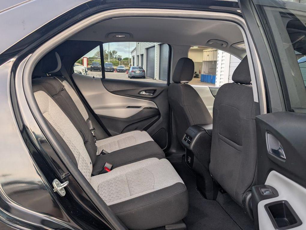 used 2022 Chevrolet Equinox car, priced at $19,437