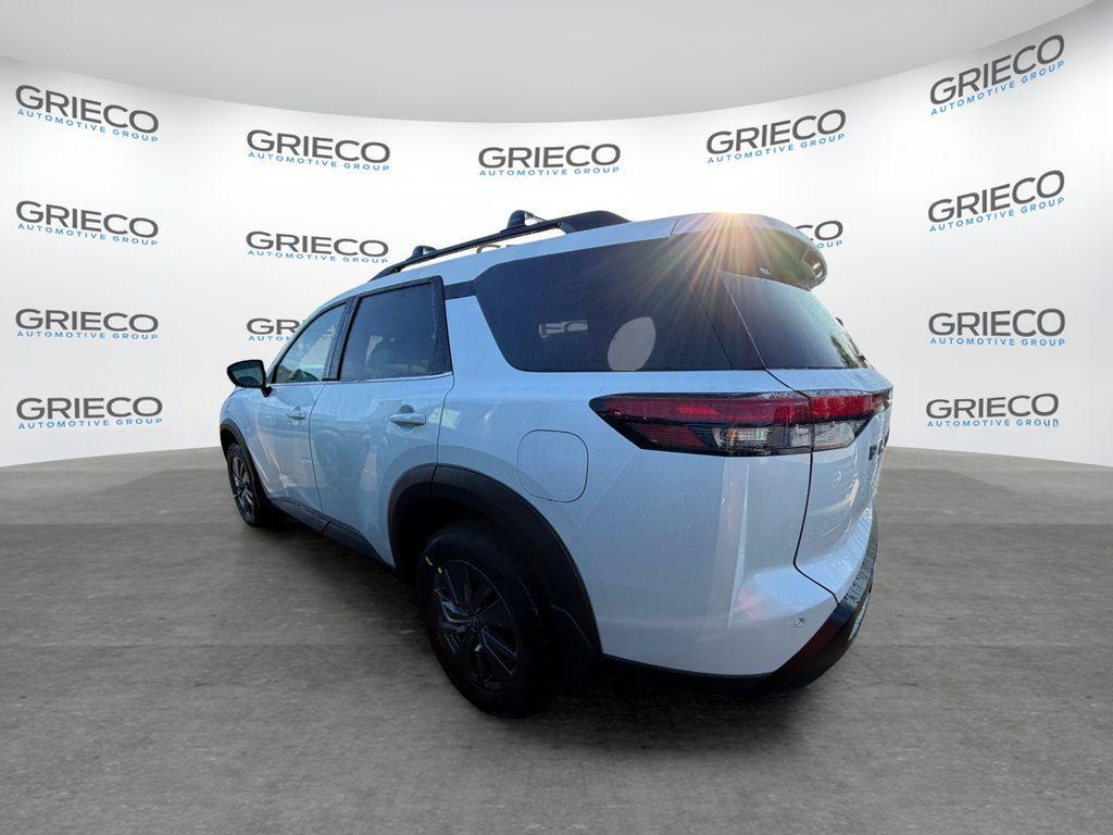 new 2026 Nissan Pathfinder car, priced at $41,024