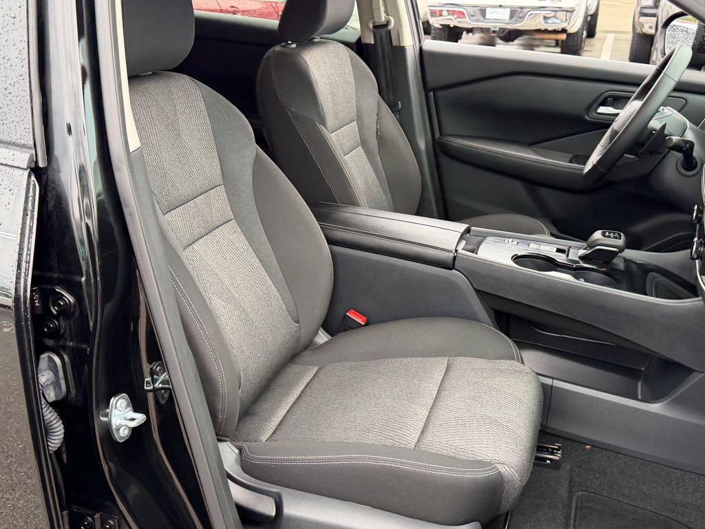 used 2025 Nissan Rogue car, priced at $24,936
