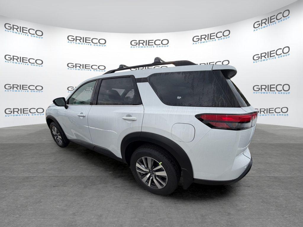 new 2026 Nissan Pathfinder car, priced at $41,024