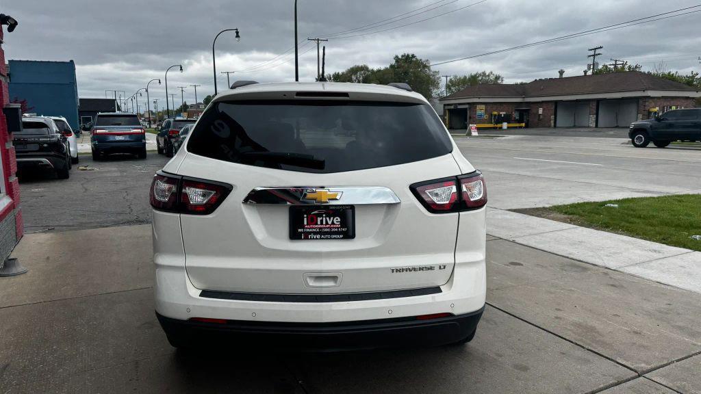 used 2014 Chevrolet Traverse car, priced at $10,995