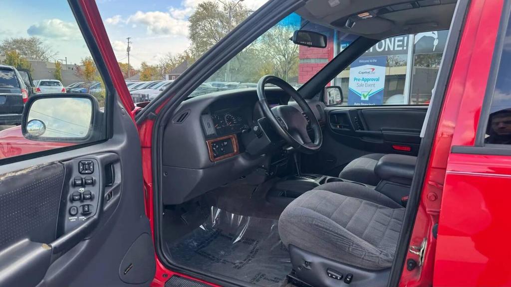 used 1996 Jeep Grand Cherokee car, priced at $3,995