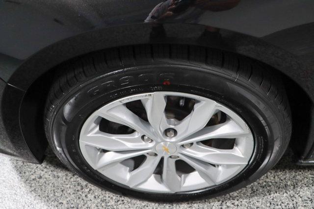 2024 Mosaic Black Metallic Chevrolet Malibu