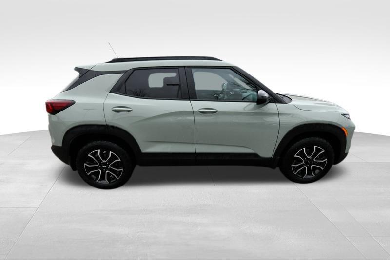 new 2026 Chevrolet TrailBlazer car, priced at $32,315