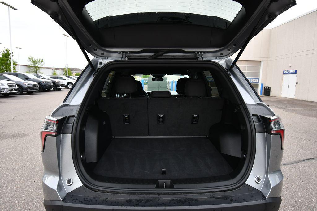 used 2025 Chevrolet Equinox car, priced at $30,347