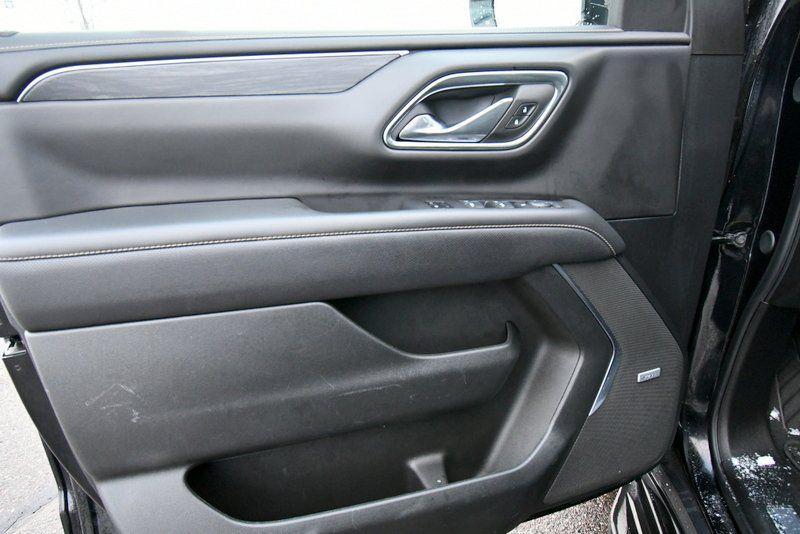 used 2024 GMC Yukon car, priced at $49,647