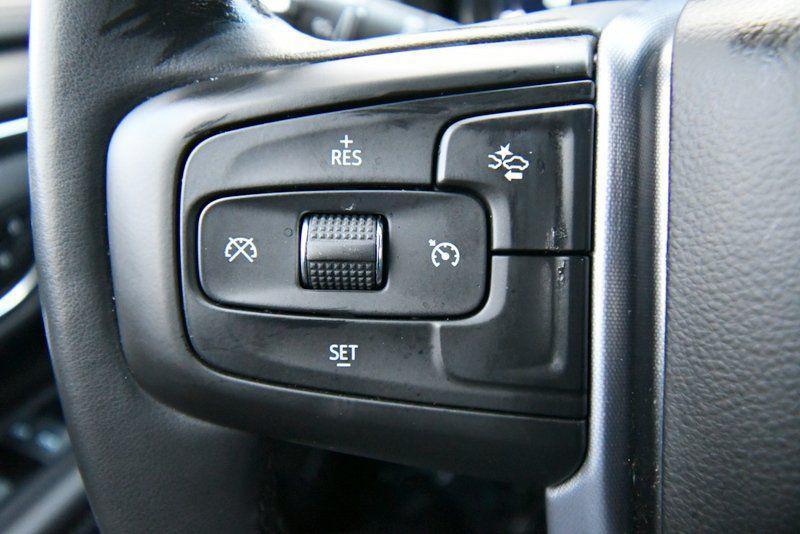 used 2024 GMC Yukon car, priced at $49,647