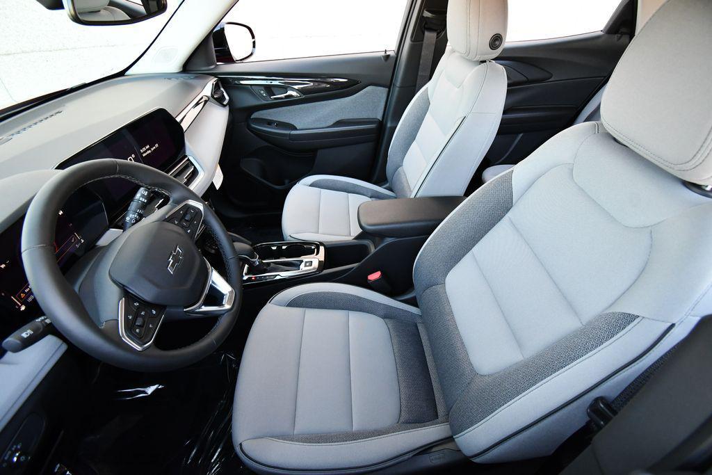 new 2026 Chevrolet TrailBlazer car, priced at $30,074