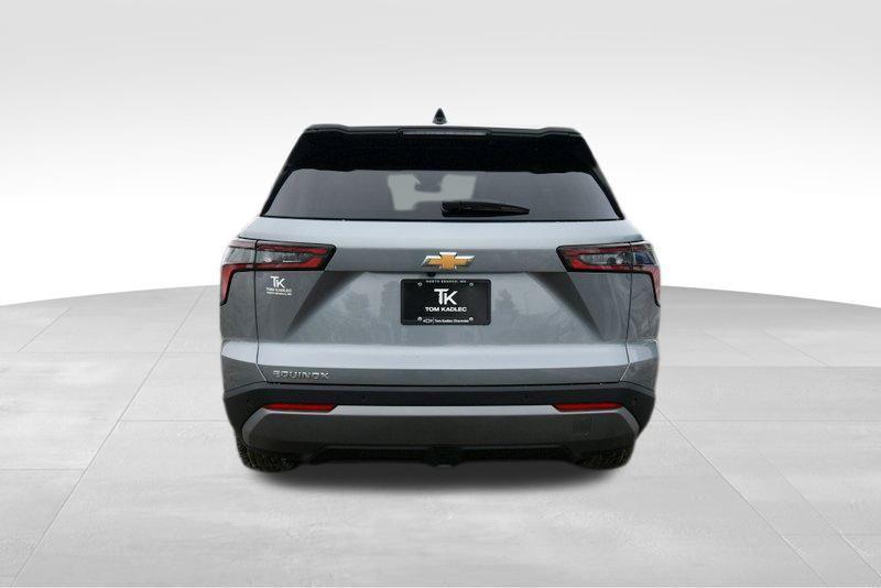 new 2026 Chevrolet Equinox car, priced at $31,002