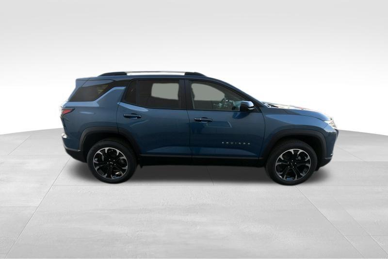 new 2026 Chevrolet Equinox car, priced at $34,121