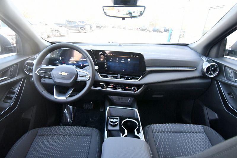 new 2026 Chevrolet Equinox car, priced at $34,121