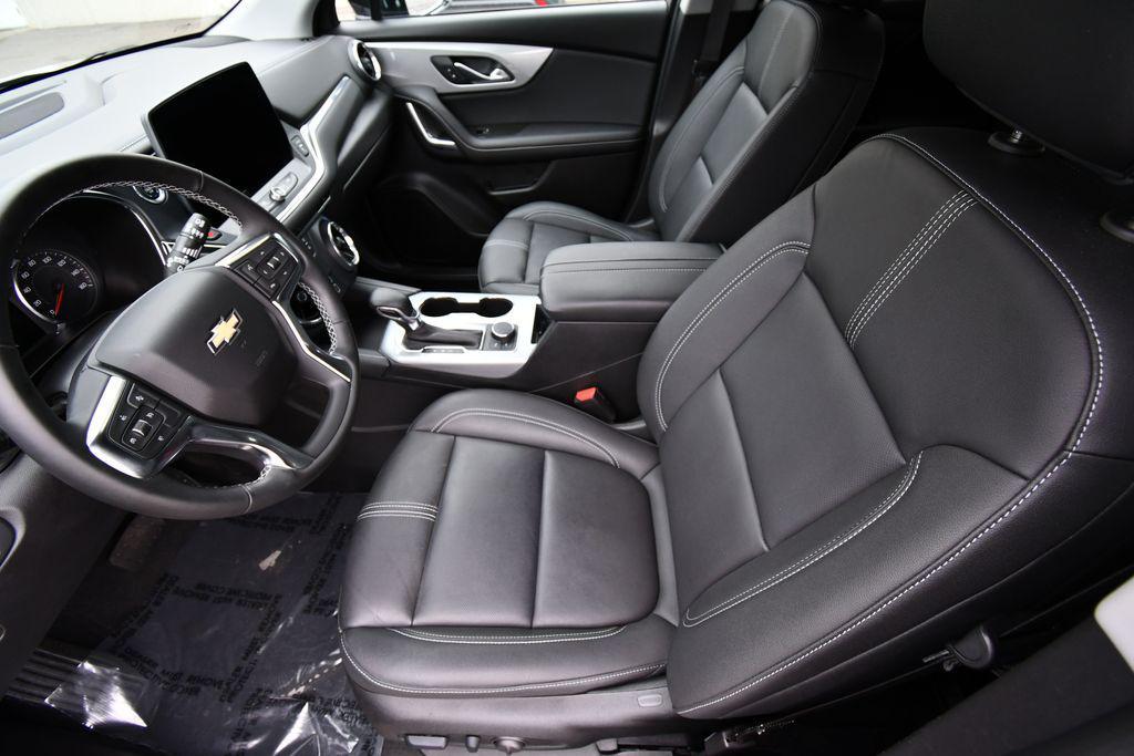 used 2024 Chevrolet Blazer car, priced at $31,340