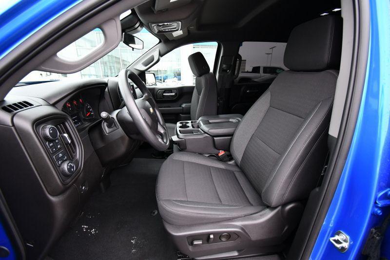 used 2025 Chevrolet Silverado 1500 car, priced at $37,226