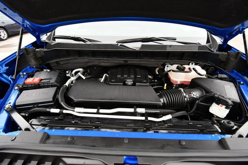 used 2025 Chevrolet Silverado 1500 car, priced at $37,226