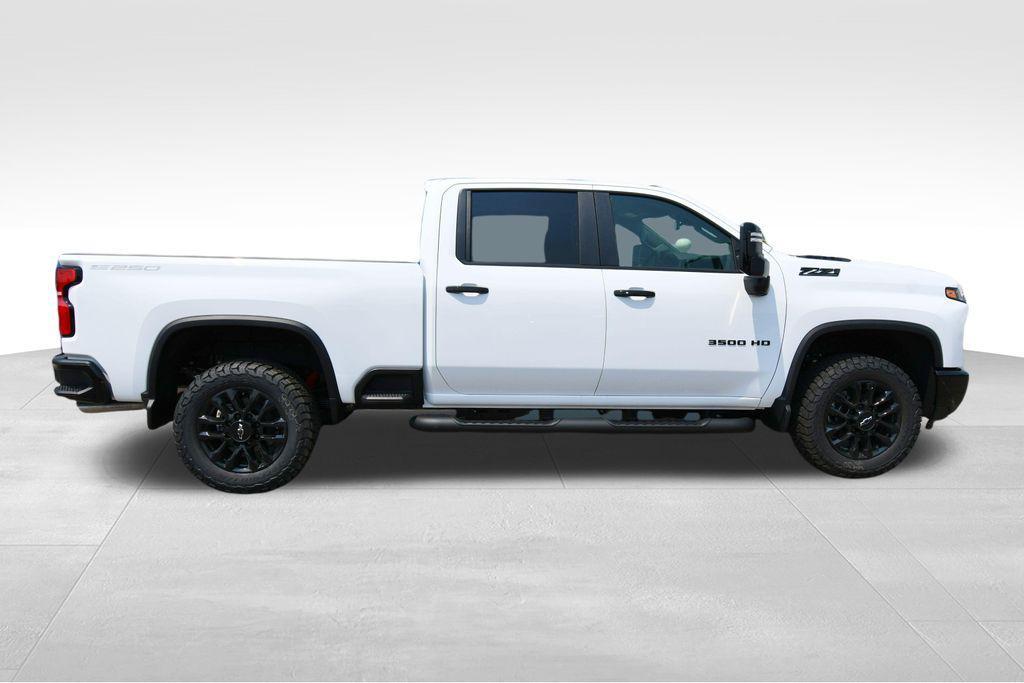 new 2026 Chevrolet Silverado 3500 car, priced at $70,497