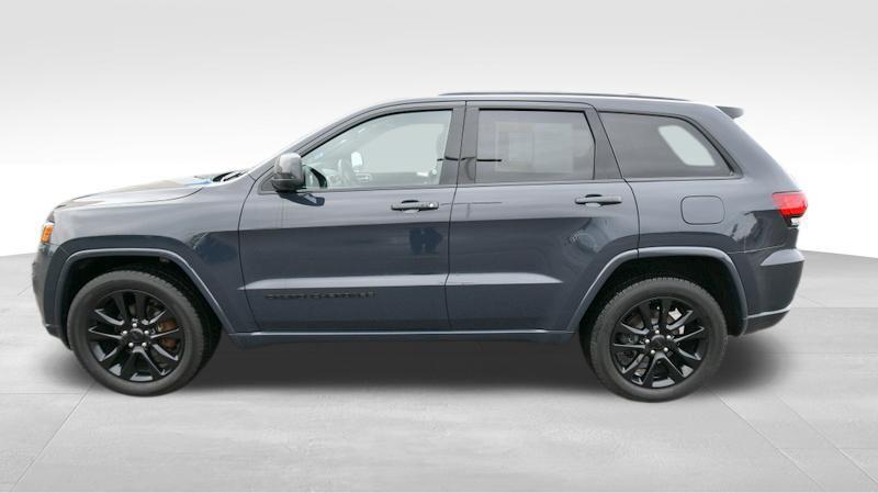 used 2018 Jeep Grand Cherokee car, priced at $20,347