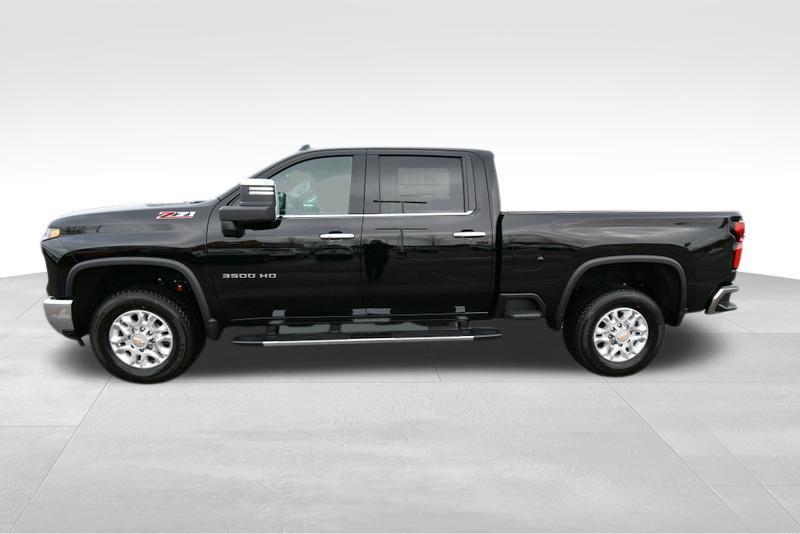 new 2026 Chevrolet Silverado 3500 car, priced at $75,394
