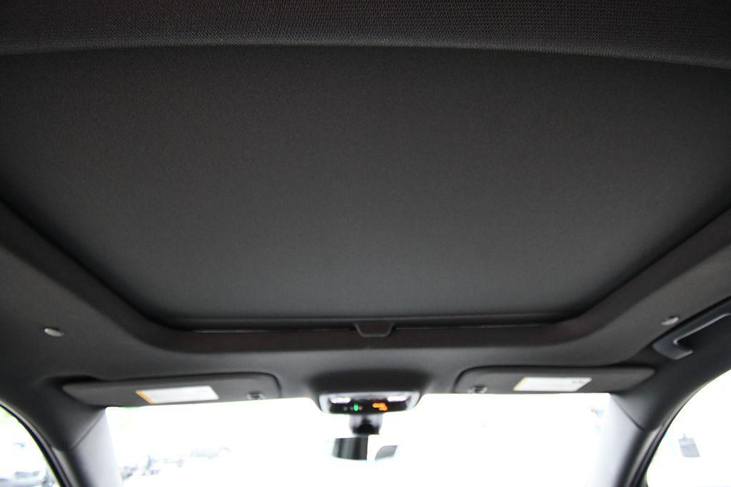 used 2023 Chevrolet Traverse car, priced at $38,738