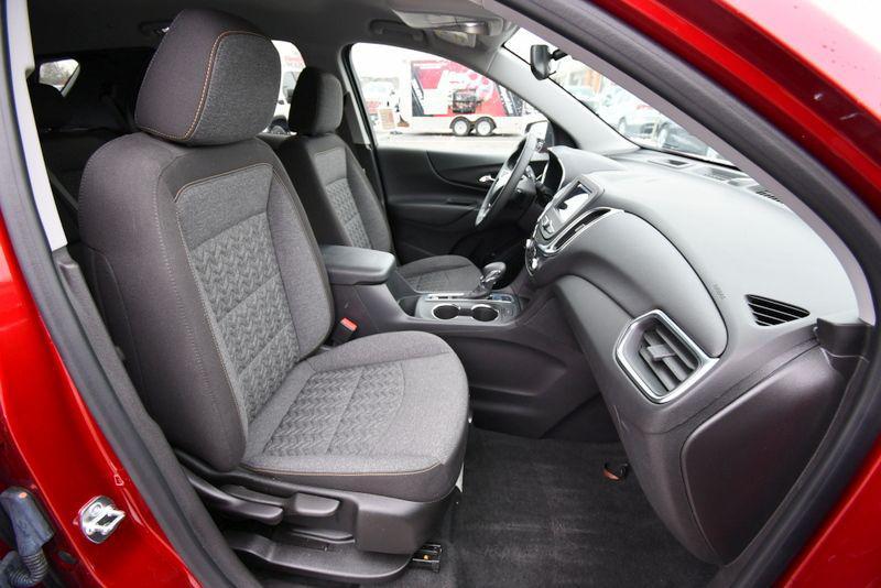 used 2024 Chevrolet Equinox car, priced at $24,626