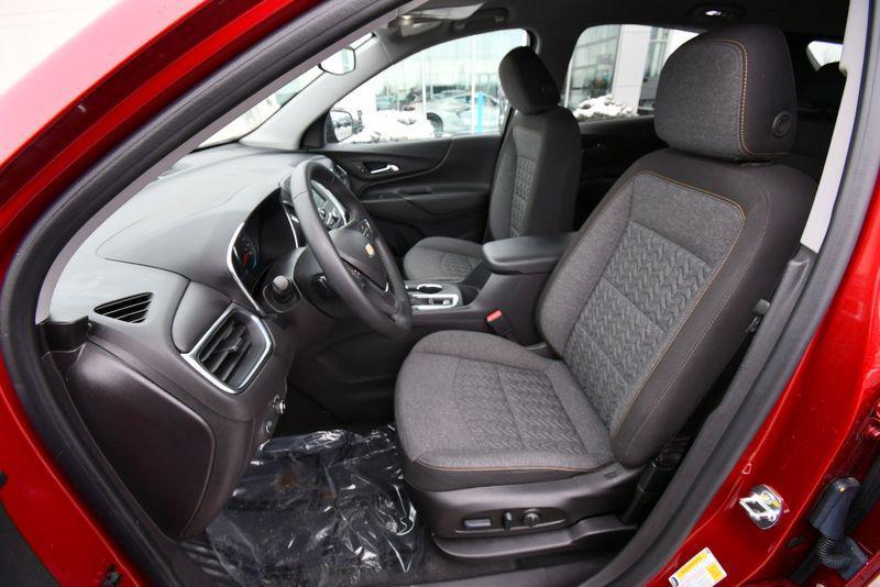 used 2024 Chevrolet Equinox car, priced at $24,626